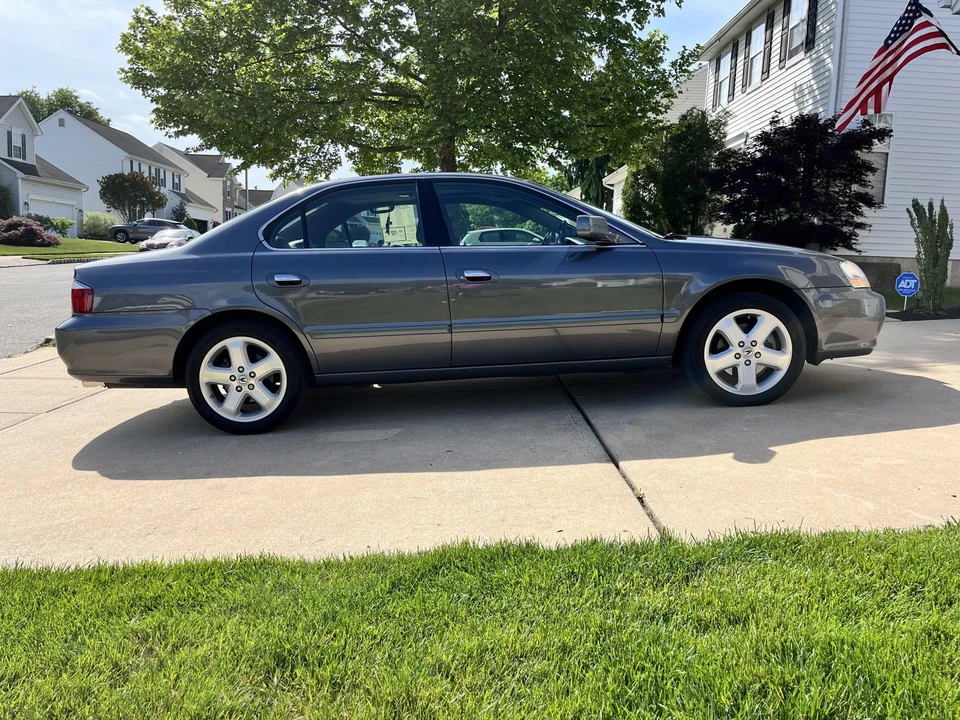 2003 Acura TL 2nd Gen - Image 15 of 31
