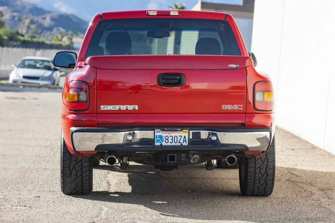 2003 GMC Sierra 2nd Gen - Image 5 of 31