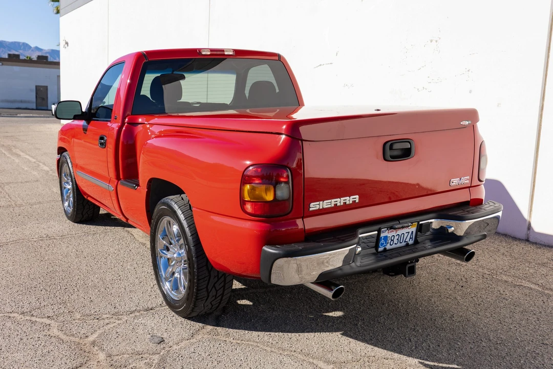 2003 GMC Sierra 2nd Gen - Image 4 of 31