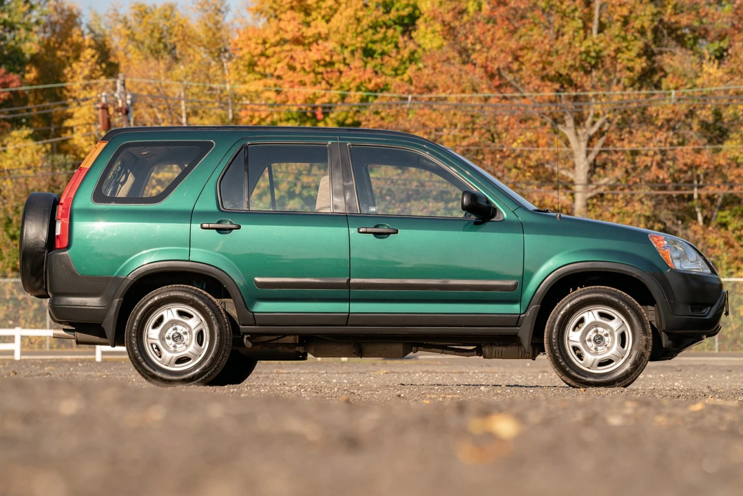 2003 Honda CR-V 2nd Gen - Image 15 of 31