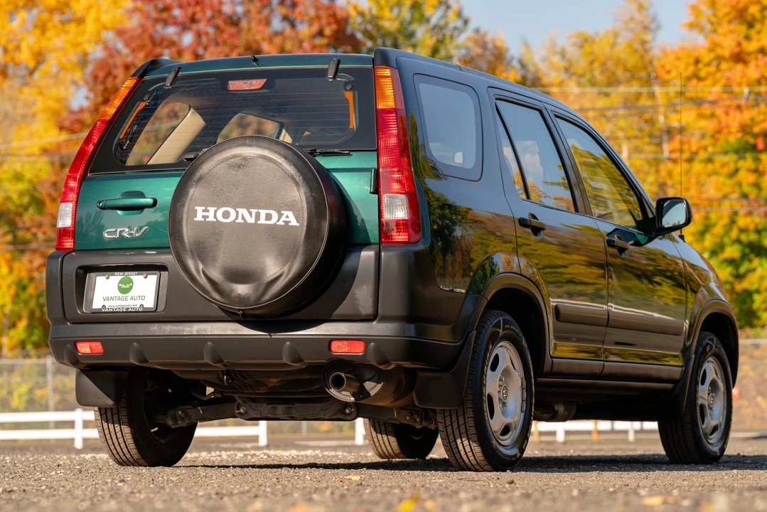 2003 Honda CR-V 2nd Gen - Image 13 of 31