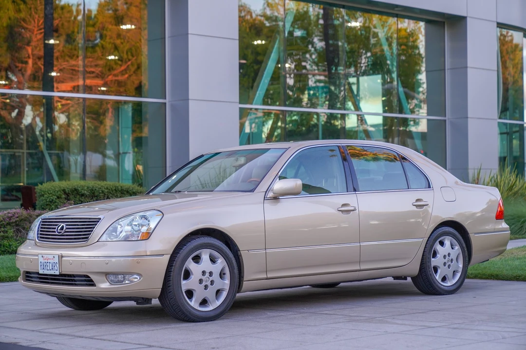 2003 Lexus LS 3rd Gen - Image 2 of 31