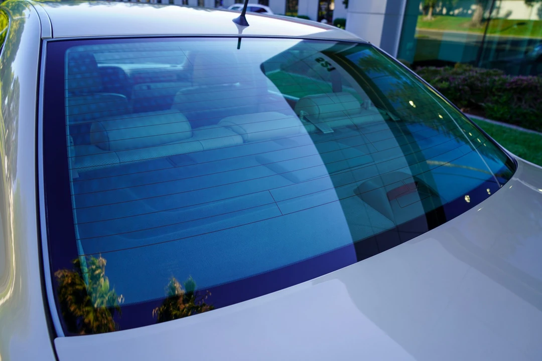 2003 Lexus LS 3rd Gen - Image 27 of 31