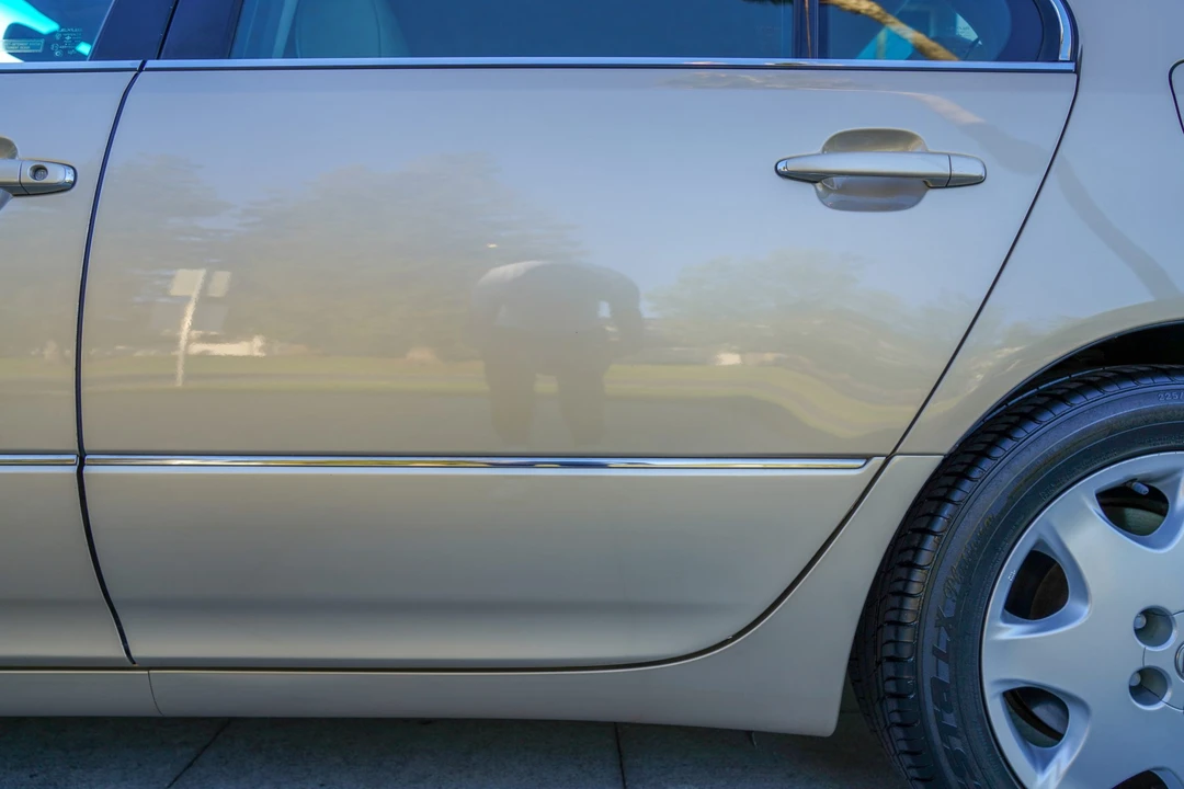 2003 Lexus LS 3rd Gen - Image 20 of 31