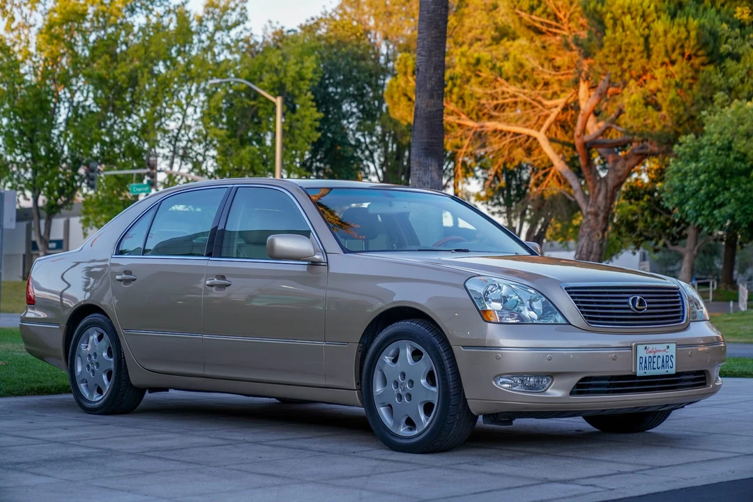 2003 Lexus LS 3rd Gen - Image 8 of 31