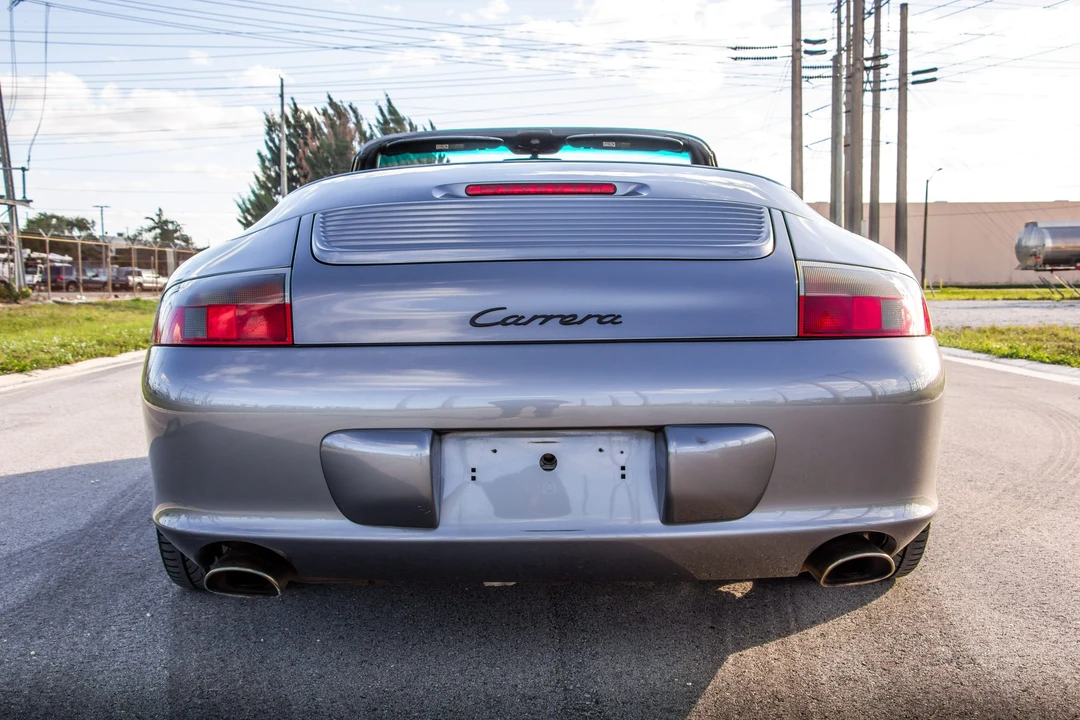 2003 Porsche 996 Carrera - Image 25 of 31