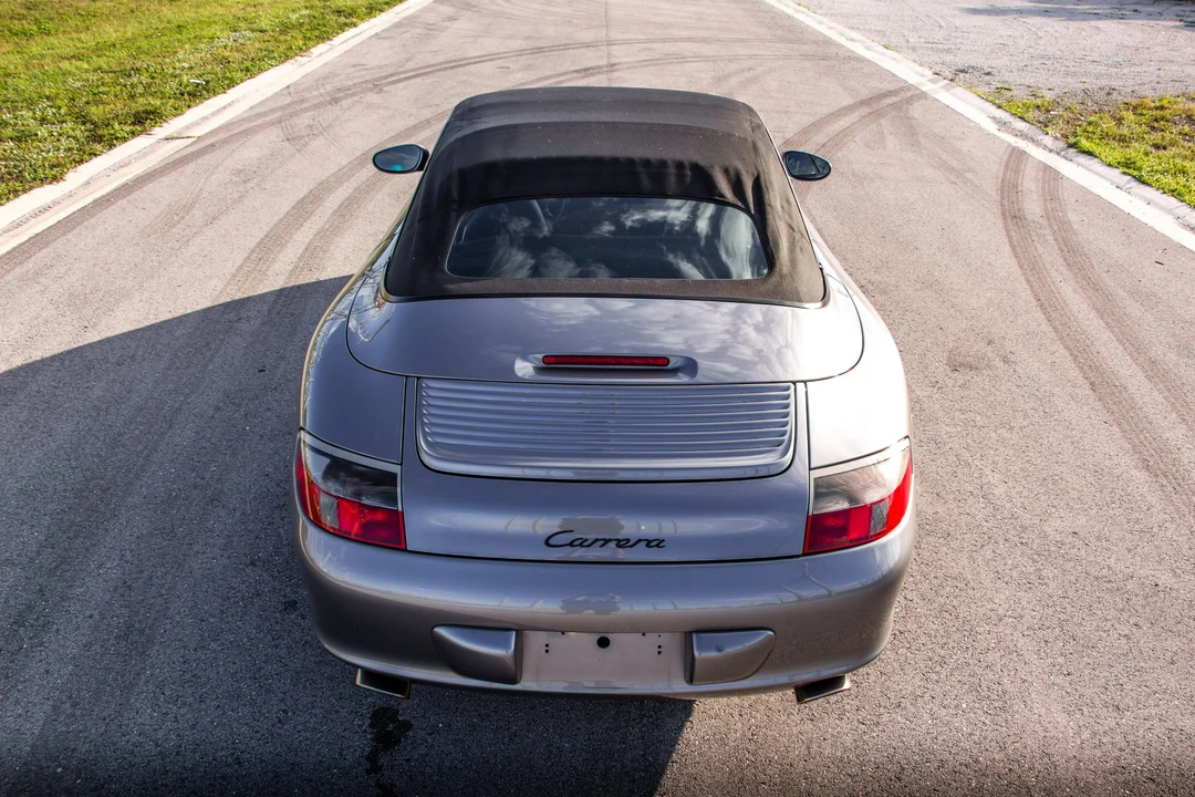 2003 Porsche 996 Carrera - Image 24 of 31