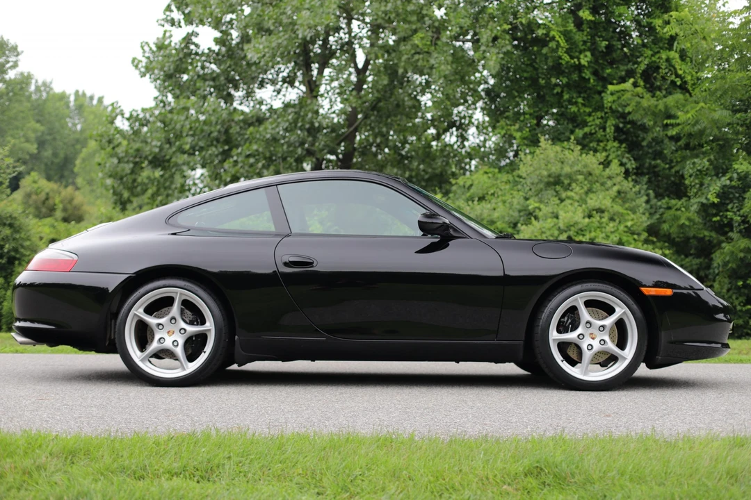 2003 Porsche 996 Carrera - Image 2 of 31