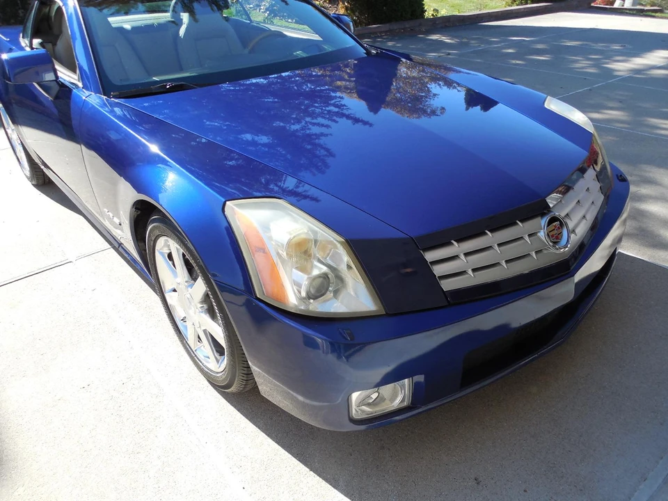 2004 Cadillac XLR - Image 12 of 31