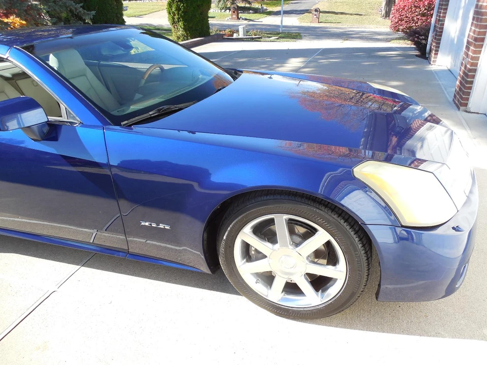 2004 Cadillac XLR - Image 13 of 31
