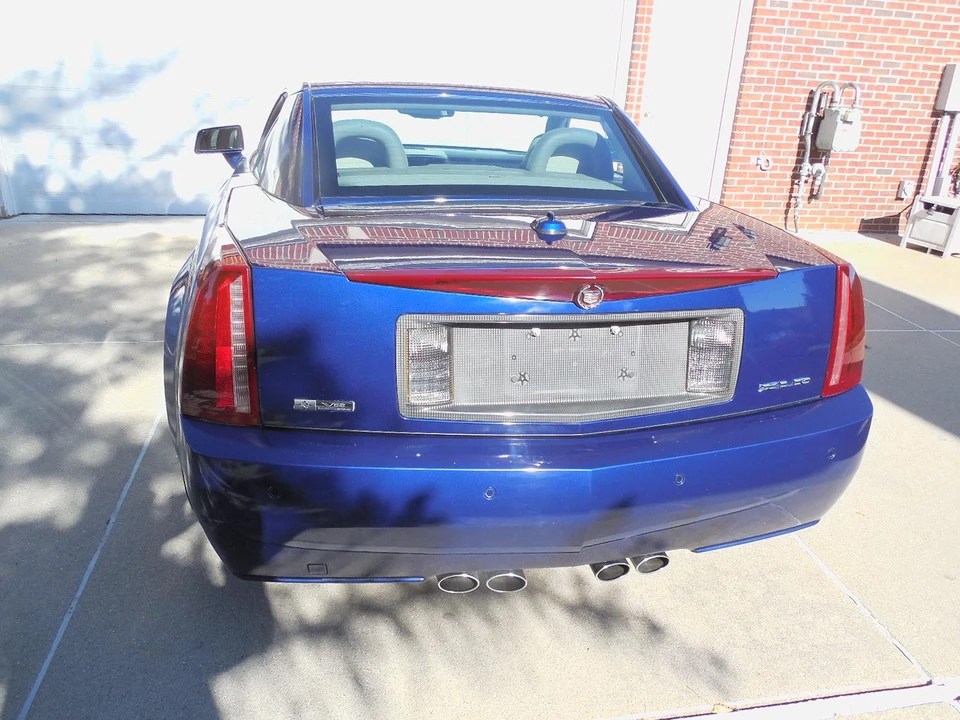 2004 Cadillac XLR - Image 5 of 31