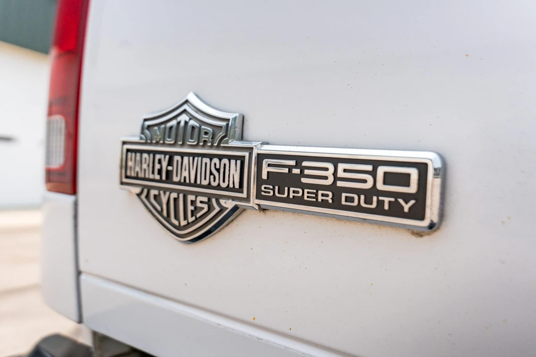 2004 Ford Super Duty 1st Gen - Image 19 of 31