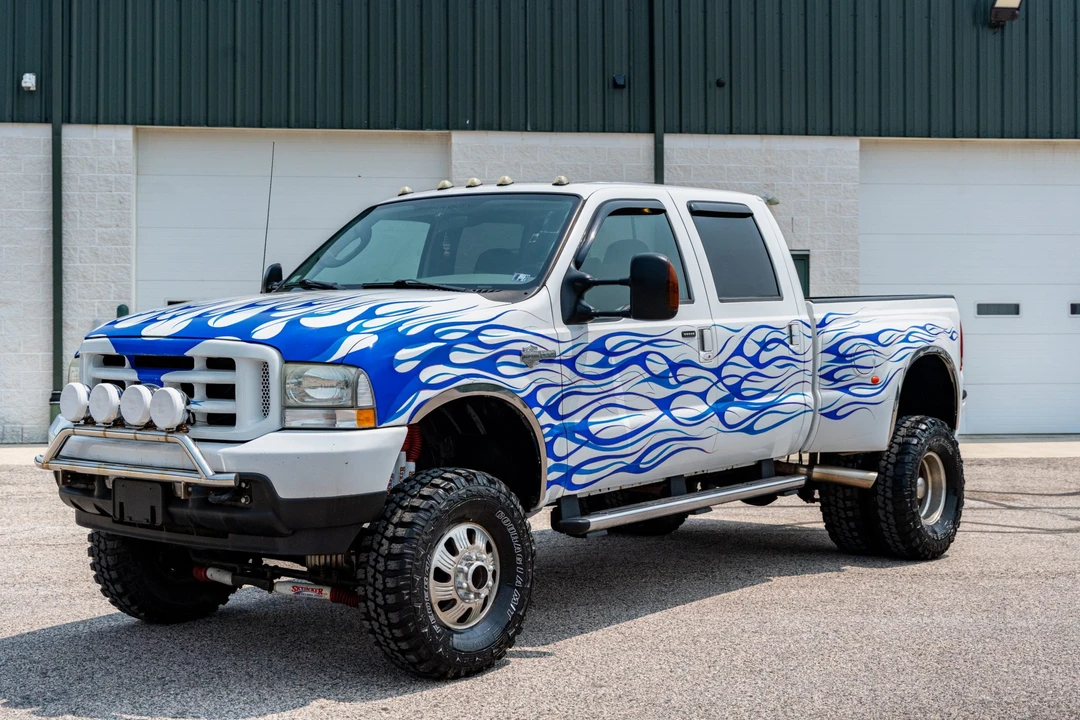 2004 Ford Super Duty 1st Gen - Image 2 of 31