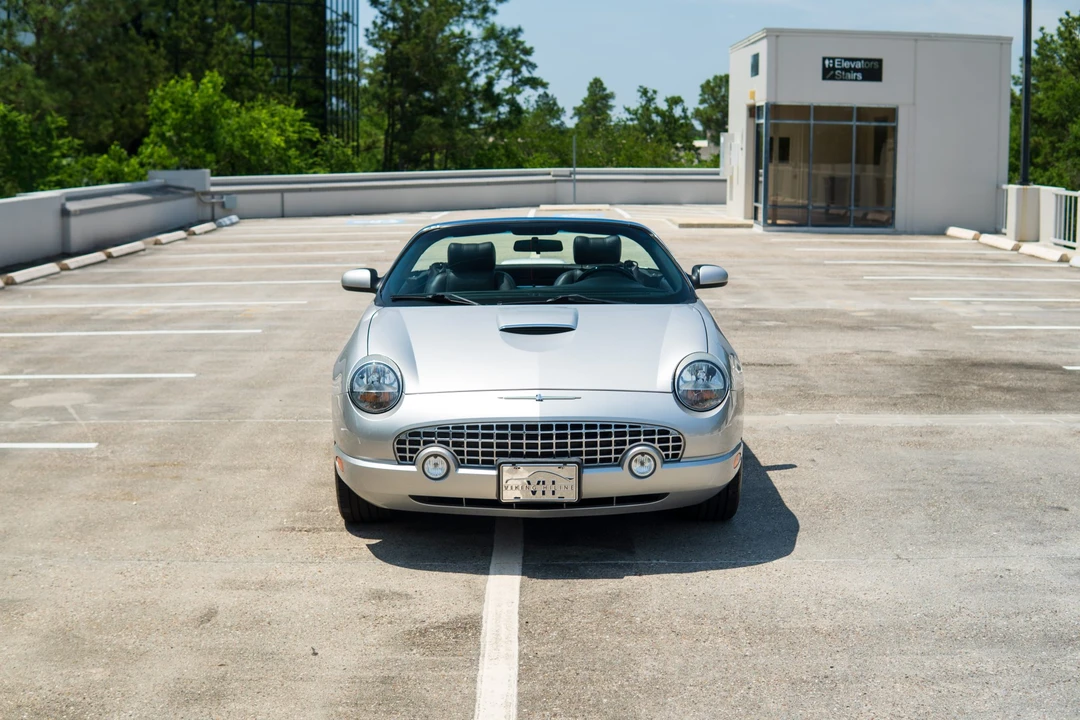 2004 Ford Thunderbird 11th Gen - Image 15 of 31