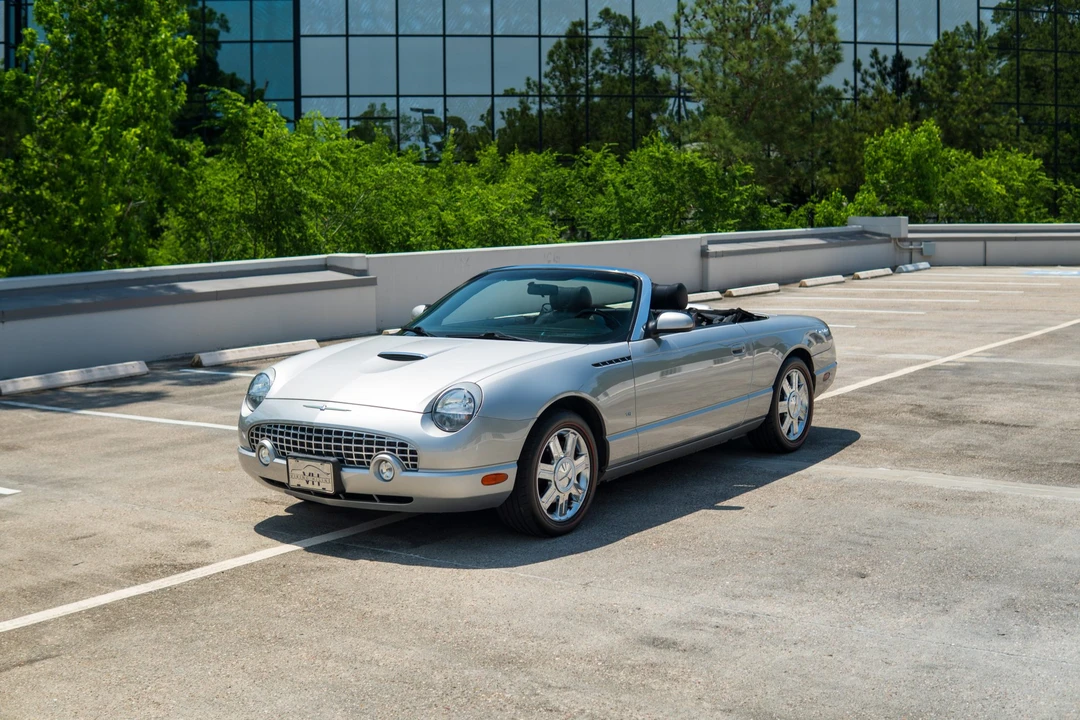 2004 Ford Thunderbird 11th Gen - Image 4 of 31