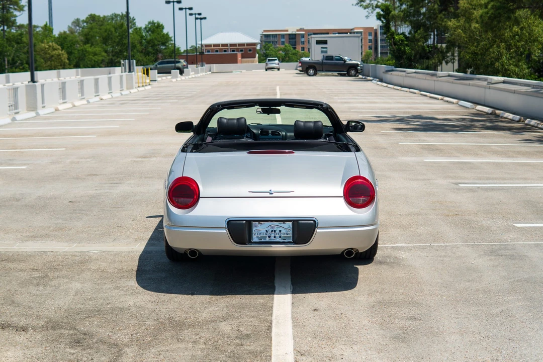 2004 Ford Thunderbird 11th Gen - Image 9 of 31