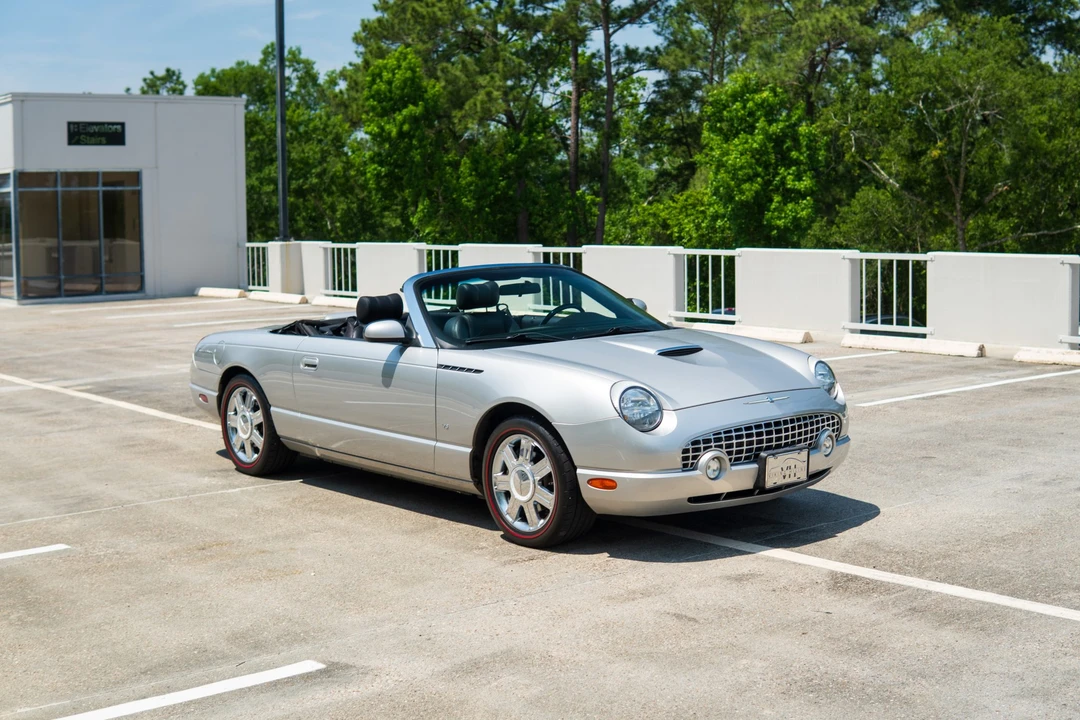 2004 Ford Thunderbird 11th Gen - Image 14 of 31
