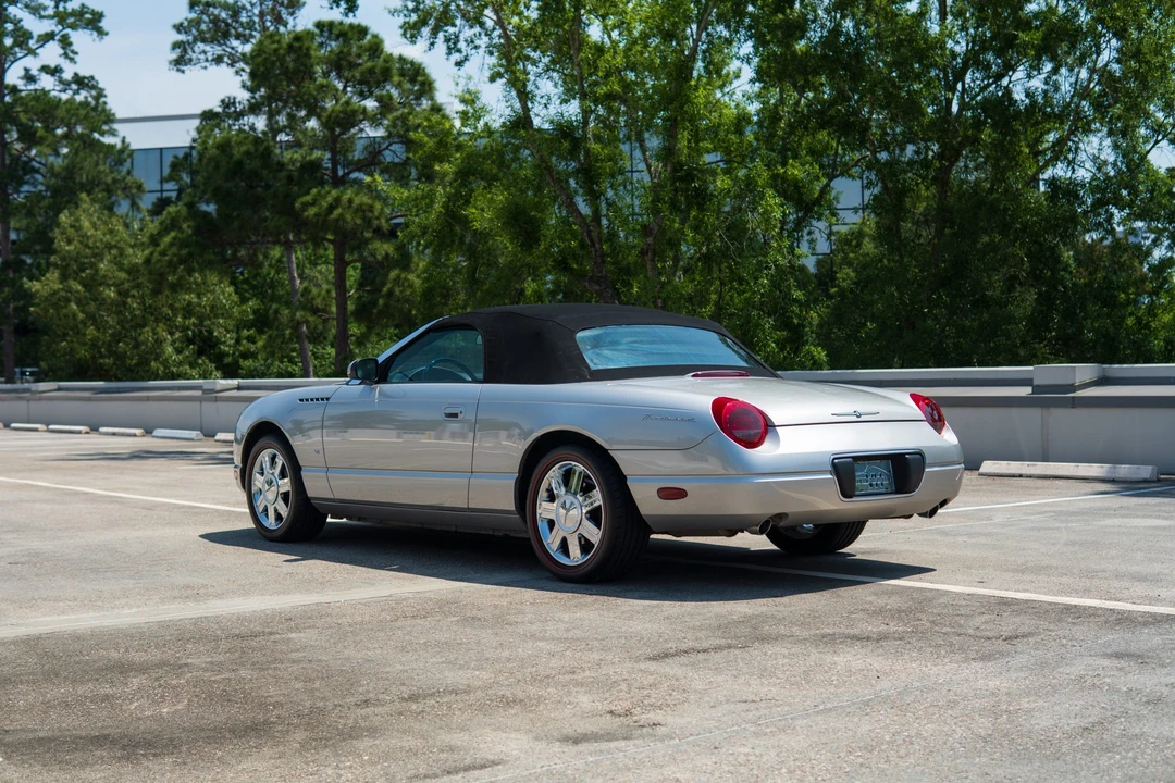 2004 Ford Thunderbird 11th Gen - Image 20 of 31