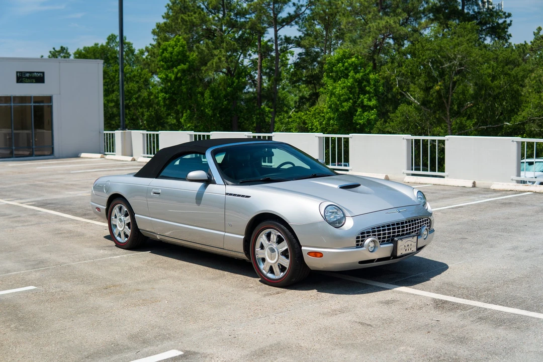 2004 Ford Thunderbird 11th Gen - Image 28 of 31