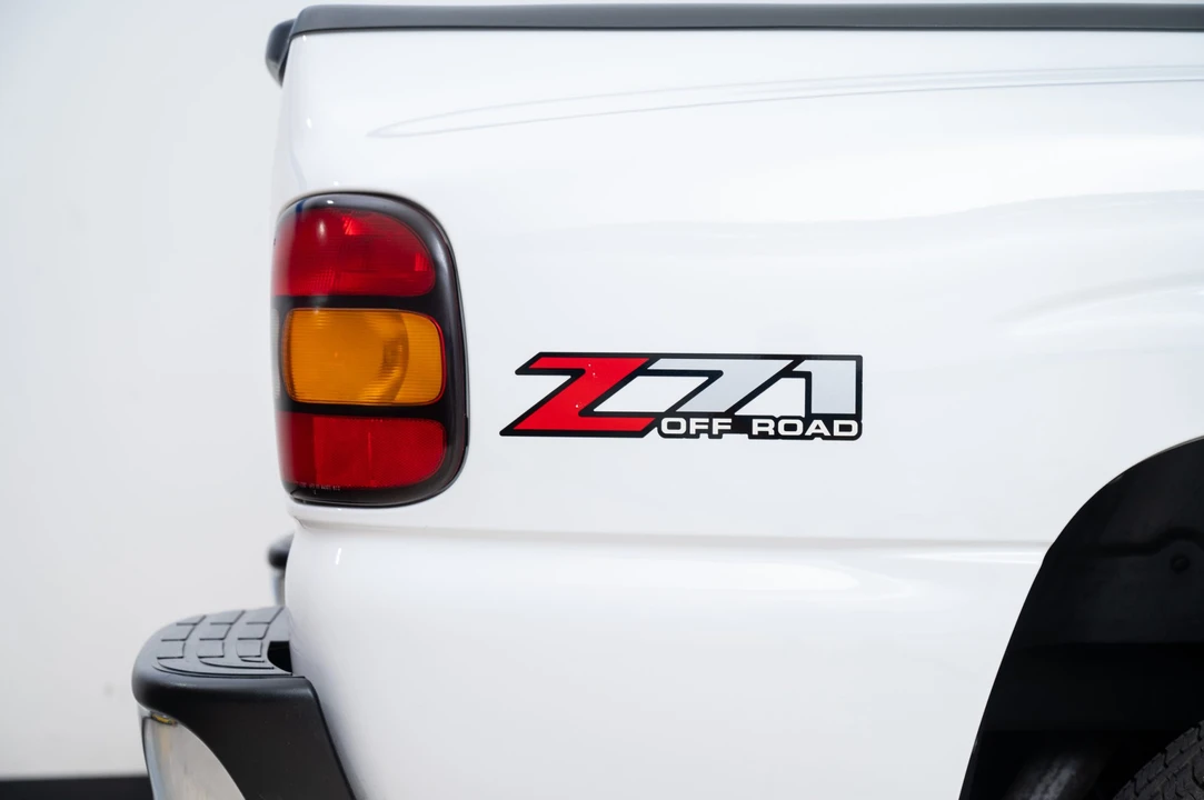 2004 GMC Sierra 2nd Gen - Image 22 of 31