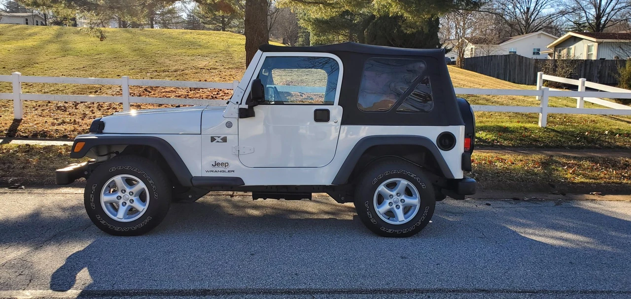 2004 Jeep TJ Wrangler - Image 11 of 31