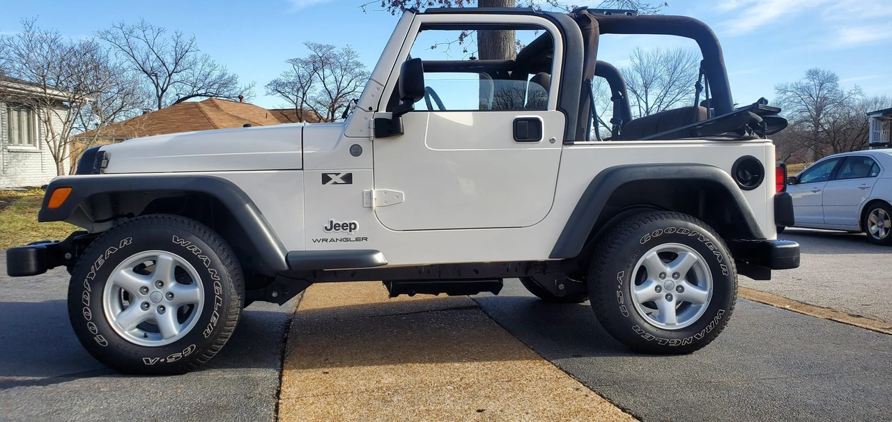 2004 Jeep TJ Wrangler - Image 9 of 31