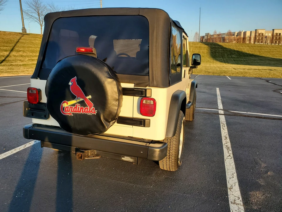 2004 Jeep TJ Wrangler - Image 19 of 31