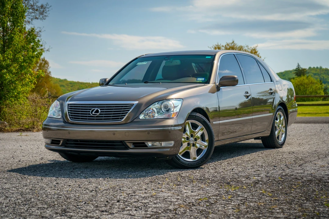 2004 Lexus LS 3rd Gen - Image 3 of 31
