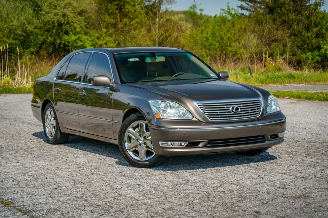 2004 Lexus LS 3rd Gen - Image 28 of 31