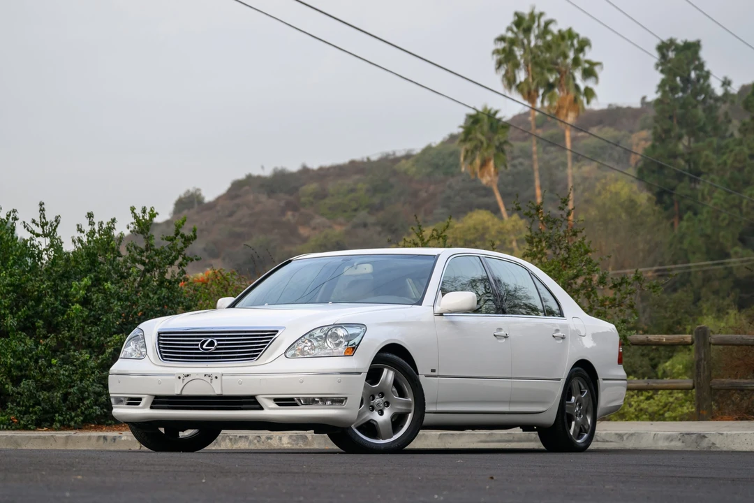 2004 Lexus LS 3rd Gen - Image 6 of 31