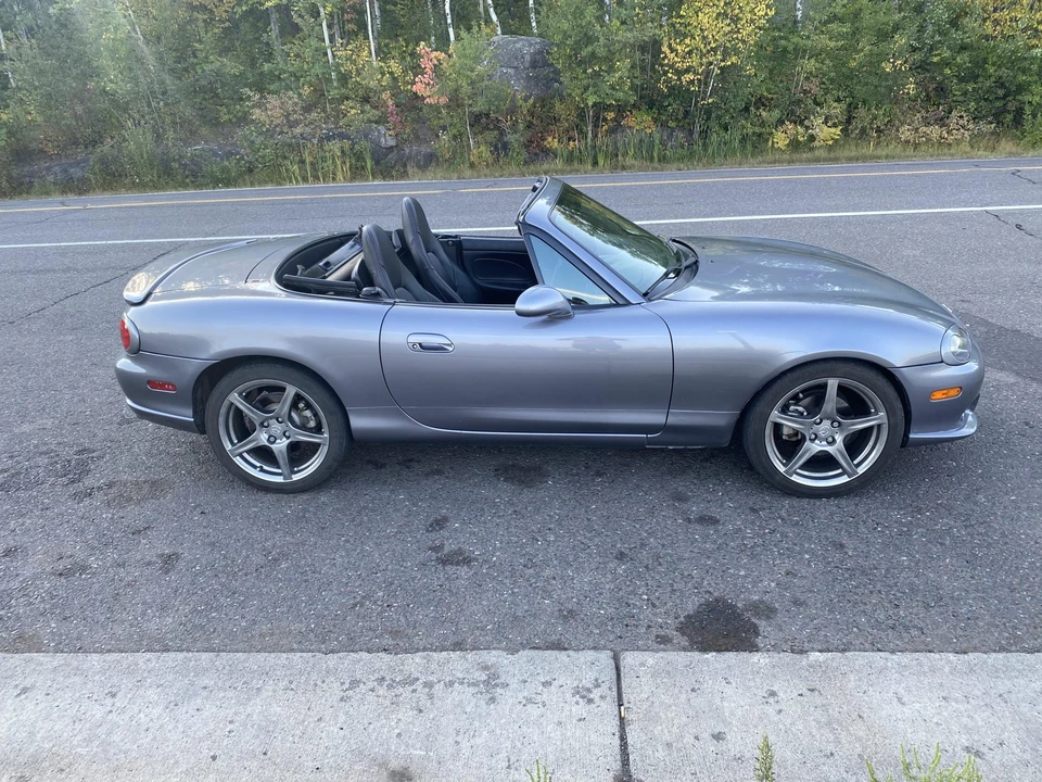2004 Mazda NB Mazdaspeed MX-5 Miata - Image 4 of 31