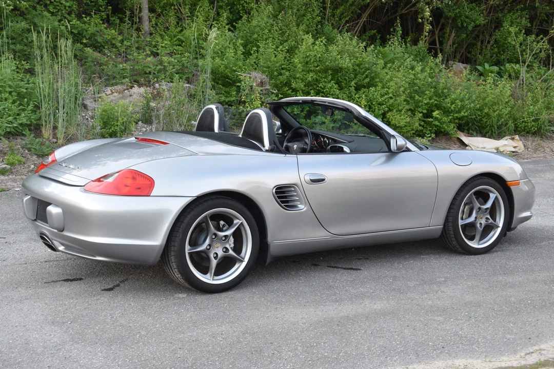 2004 Porsche 986 Boxster S - Image 14 of 31