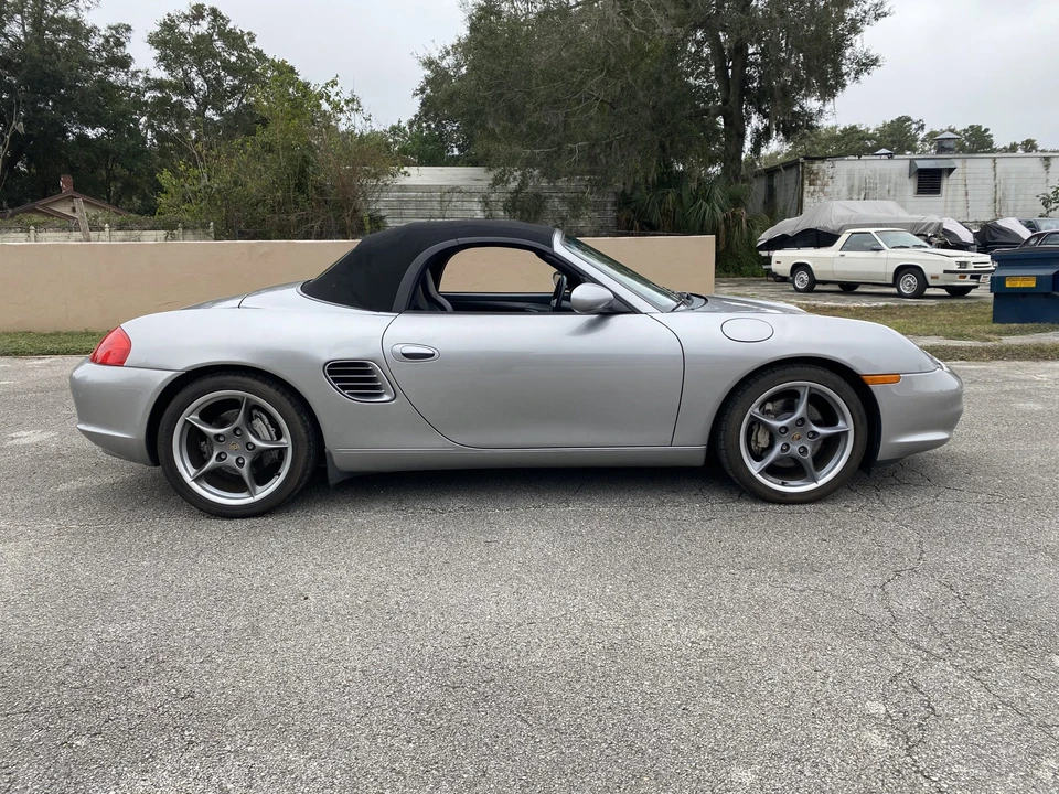 2004 Porsche 986 Boxster S - Image 17 of 31