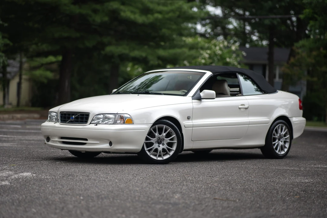 2004 Volvo C70 1st Gen - Image 7 of 31