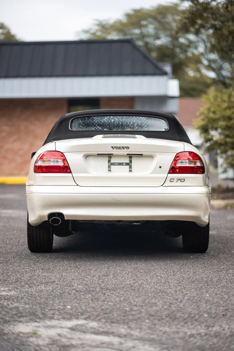 2004 Volvo C70 1st Gen - Image 16 of 31