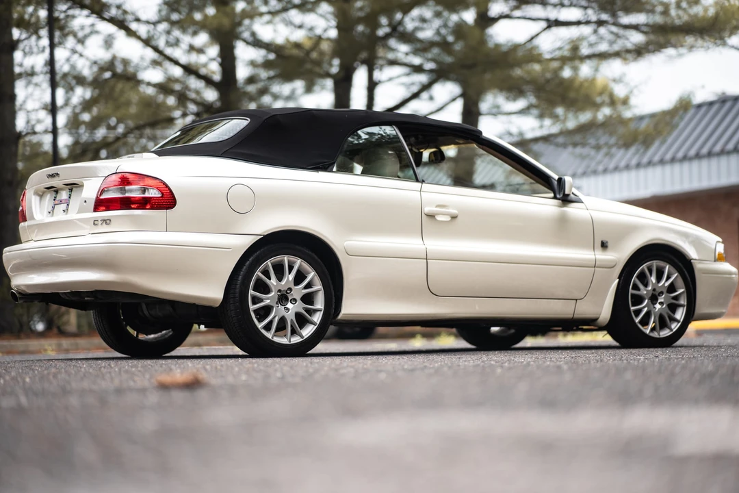 2004 Volvo C70 1st Gen - Image 20 of 31