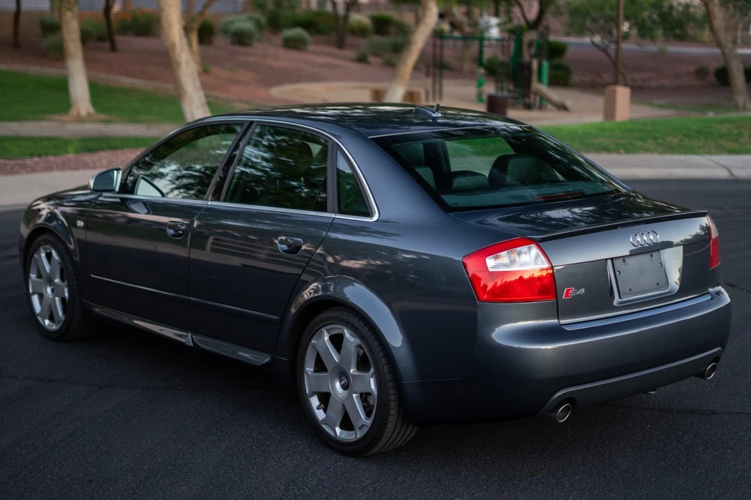 2005 Audi B6 S4 - Image 26 of 31