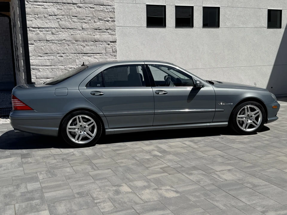 2005 Mercedes-Benz W220 S 55 & S 65 AMG - Image 14 of 31