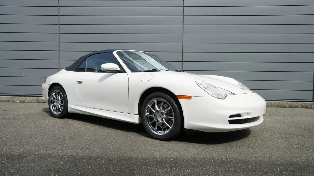 2005 Porsche 997 Carrera - Image 23 of 31