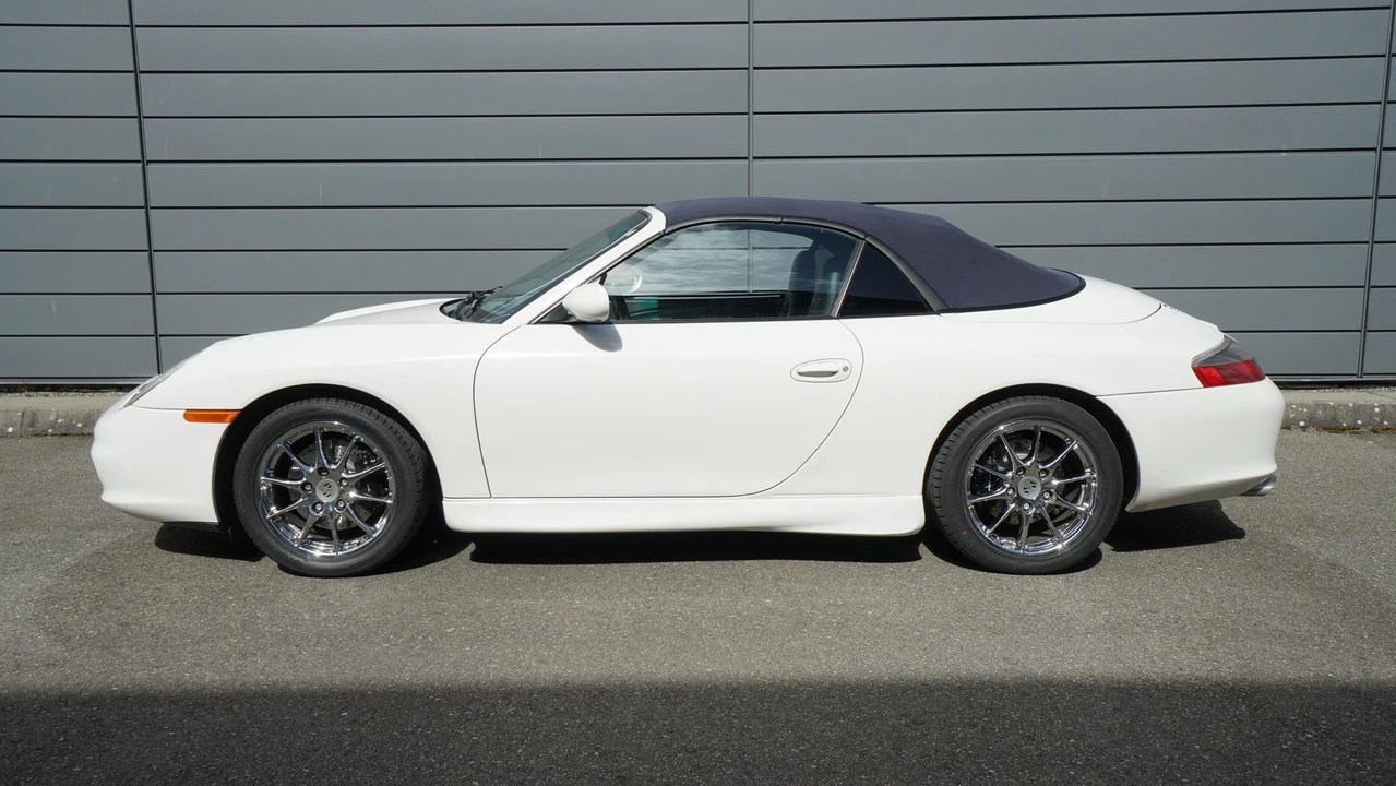 2005 Porsche 997 Carrera - Image 6 of 31