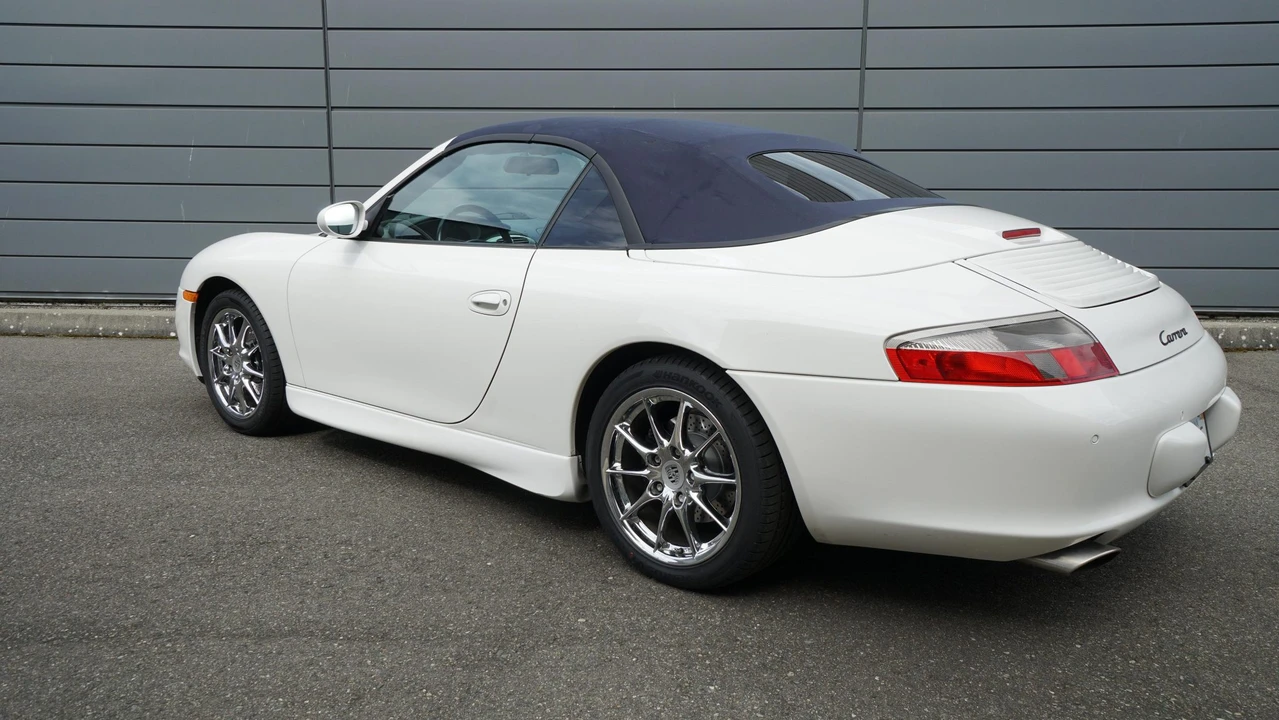 2005 Porsche 997 Carrera - Image 11 of 31