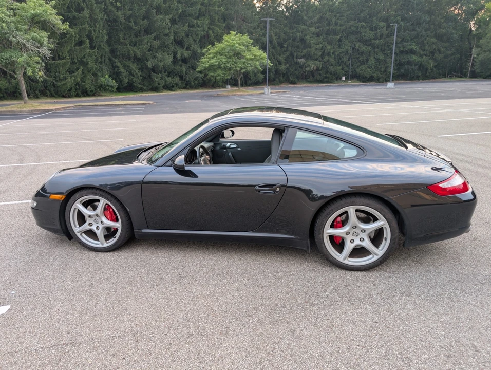 2005 Porsche 997 Carrera S - Image 8 of 31