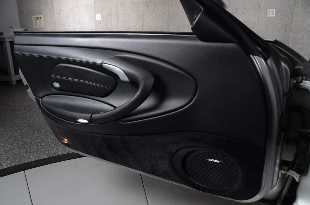 2005 Porsche 996 Turbo - Image 16 of 31
