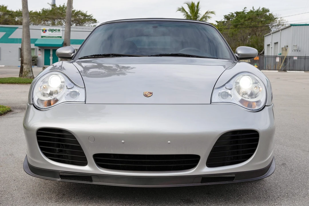 2005 Porsche 996 Turbo - Image 10 of 31