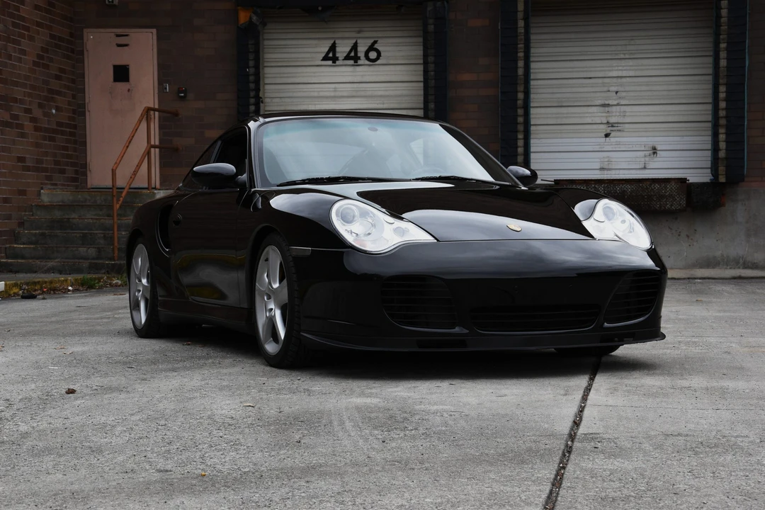 2005 Porsche 996 Turbo - Image 30 of 31