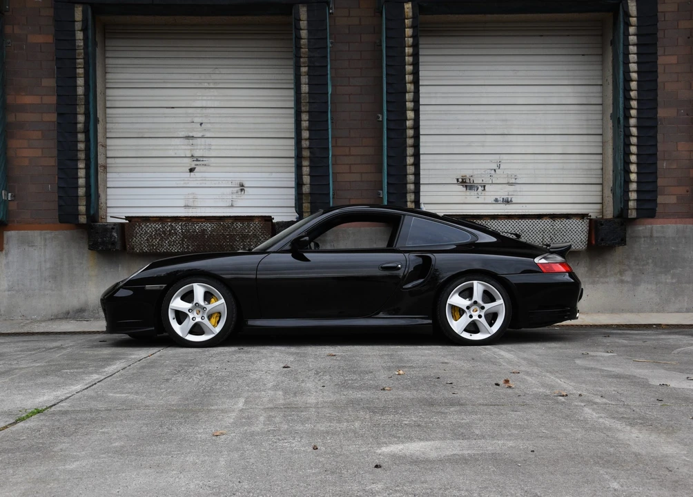 2005 Porsche 996 Turbo - Image 6 of 31