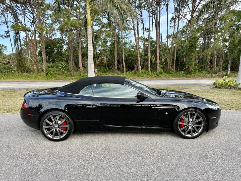 2006 Aston Martin DB9 - Image 30 of 31