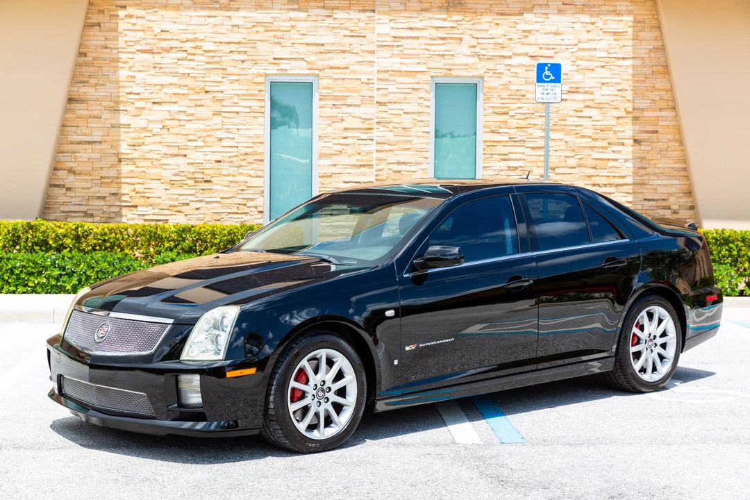 2006 Cadillac STS-V - Image 2 of 31
