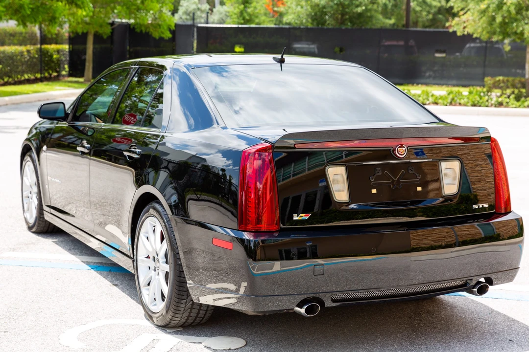 2006 Cadillac STS-V - Image 18 of 31