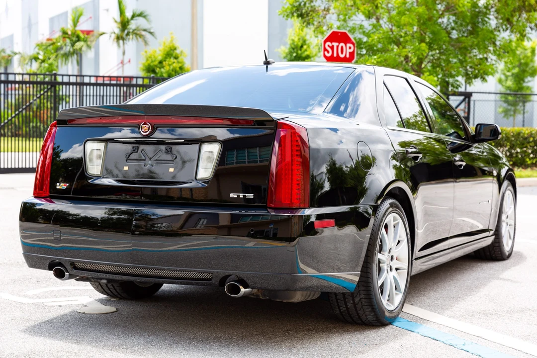 2006 Cadillac STS-V - Image 14 of 31